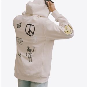 CHNGE chalk love peace SWEATSET